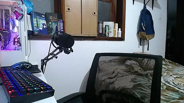 Snapshot of esjrobles chatting on January 31, 2025, 3:30 am esjrobles online show from January 31, 2025, 3:30 am
