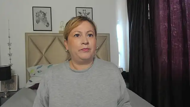Snapshot of MonyCassius chatting on May 25, 2026, 12:00 pm MonyCassius online show from May 25, 2026, 12:00 pm
