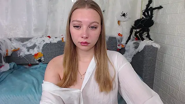 bellaa love  online show from October 20, 2025, 12:22 am