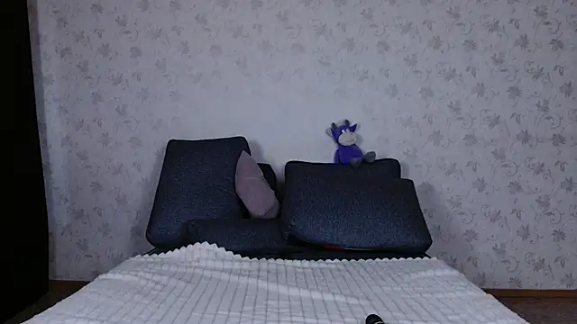 Snapshot of bellaa_love_ chatting on June 25, 2026, 12:10 am bellaa love online show from June 25, 2026, 12:10 am