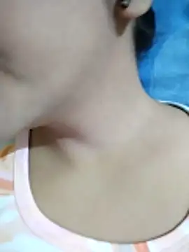 Snapshot of Anki-doll chatting on October 29, 2025, 5:42 am Anki-doll online show from October 29, 2025, 5:42 am