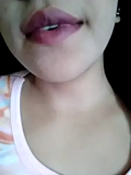 Snapshot of Anki-doll chatting on November 2, 2025, 5:43 am Anki-doll online show from November 2, 2025, 5:43 am