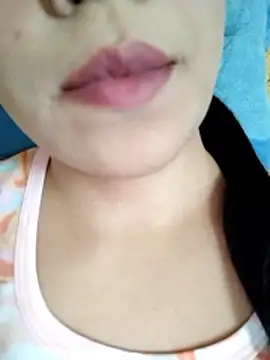 Snapshot of Anki-doll chatting on November 4, 2025, 5:39 am Anki-doll online show from November 4, 2025, 5:39 am