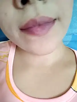 Snapshot of Anki-doll chatting on November 7, 2025, 5:40 am Anki-doll online show from November 7, 2025, 5:40 am