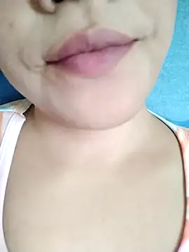 Snapshot of Anki-doll chatting on November 8, 2025, 5:51 am Anki-doll online show from November 8, 2025, 5:51 am