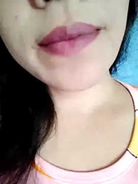 Snapshot of Anki-doll chatting on November 9, 2025, 5:39 am Anki-doll online show from November 9, 2025, 5:39 am