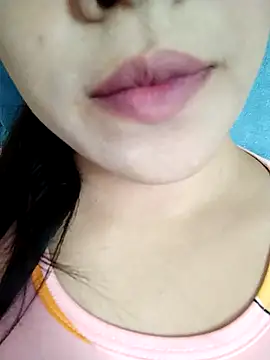 Snapshot of Anki-doll chatting on November 11, 2025, 5:40 am Anki-doll online show from November 11, 2025, 5:40 am