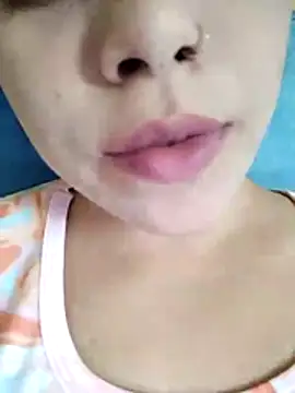 Snapshot of Anki-doll chatting on November 14, 2025, 5:39 am Anki-doll online show from November 14, 2025, 5:39 am