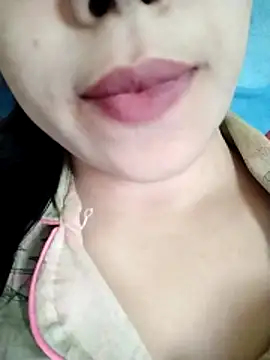 Snapshot of Anki-doll chatting on December 16, 2025, 5:34 am Anki-doll online show from December 16, 2025, 5:34 am