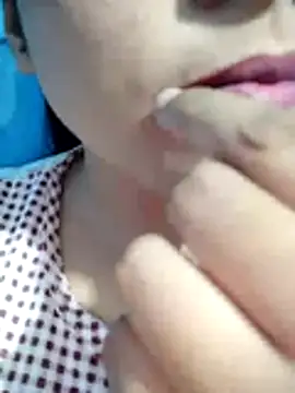 Snapshot of Anki-doll chatting on June 27, 2026, 12:33 pm Anki-doll online show from June 27, 2026, 12:33 pm