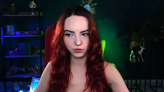 Snapshot of evanellson chatting on December 15, 2025, 12:53 pm evanellson online show from December 15, 2025, 12:53 pm