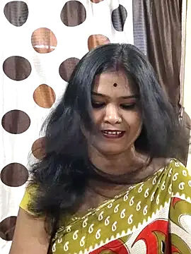 yoursweety09 online show from October 11, 2025, 8:57 am