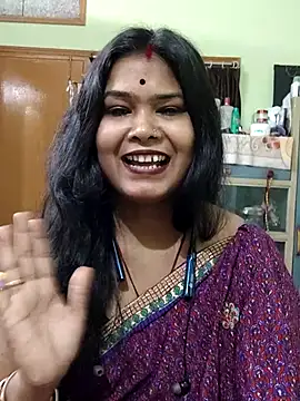 yoursweety09 online show from December 15, 2025, 1:48 pm