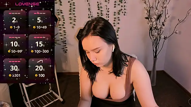 Alisia Mars online show from December 31, 2024, 5:33 am