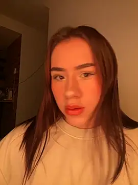 Im Valen Cute online show from October 8, 2025, 2:20 am