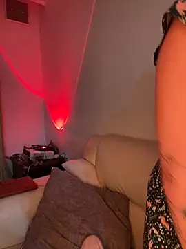 Im Valen Cute online show from November 12, 2025, 3:29 am