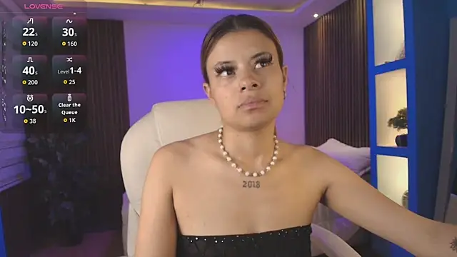 Snapshot of Antonella_Torres2 chatting on November 13, 2025, 3:27 am Antonella Torres2 online show from November 13, 2025, 3:27 am