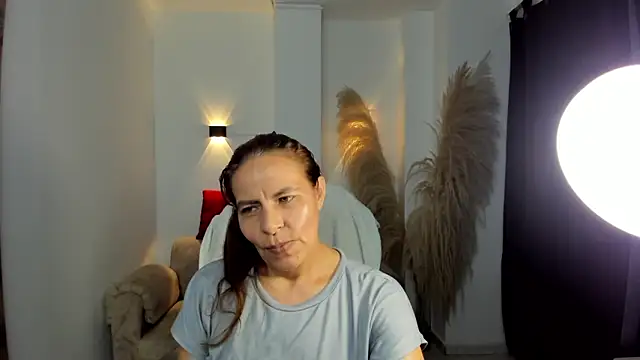 Snapshot of Milf_karlye chatting on February 4, 2026, 1:44 am Milf karlye online show from February 4, 2026, 1:44 am