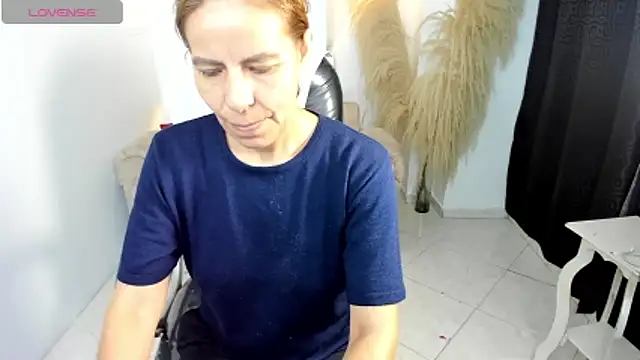 Snapshot of Milf_karlye chatting on February 8, 2026, 1:42 am Milf karlye online show from February 8, 2026, 1:42 am