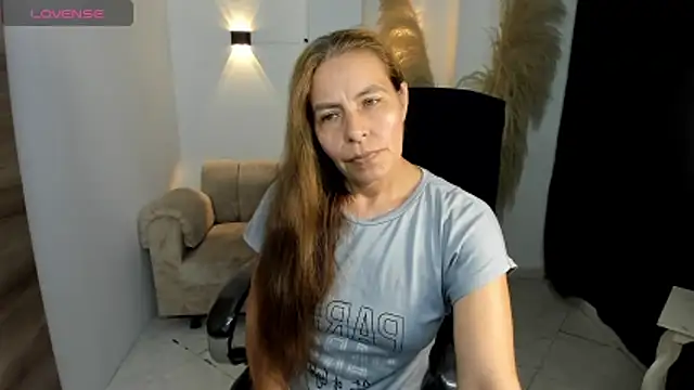 Snapshot of Milf_karlye chatting on February 19, 2026, 4:19 am Milf karlye online show from February 19, 2026, 4:19 am