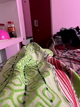 deshi boybig online show from October 26, 2025, 4:13 pm