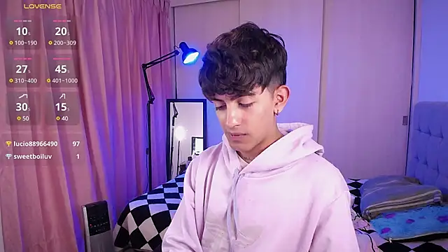 Snapshot of teobowny_ chatting on January 16, 2025, 7:10 pm teobowny online show from January 16, 2025, 7:10 pm