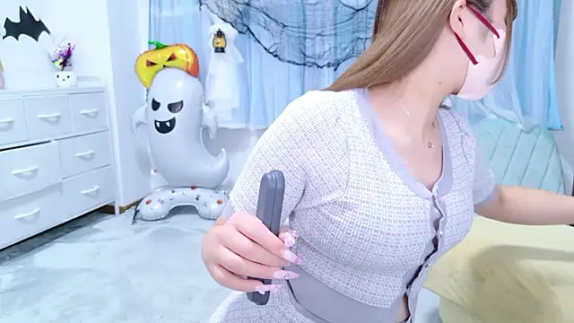 Snapshot of MAIKA_pyon chatting on October 26, 2025, 5:19 pm MAIKA pyon online show from October 26, 2025, 5:19 pm