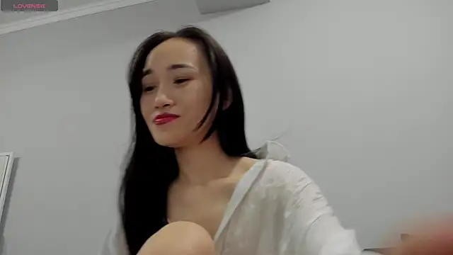 aenie online show from December 30, 2024, 10:10 am