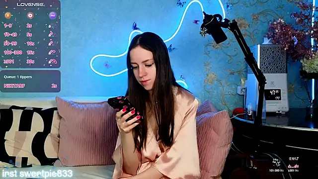 Snapshot of Anal_Girl_ chatting on January 11, 2025, 4:14 pm Anal Girl  online show from January 11, 2025, 4:14 pm