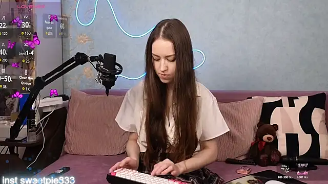 Anal Girl  online show from December 22, 2025, 4:59 pm