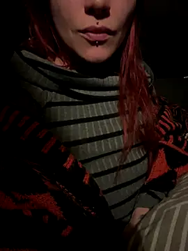 complicata mente online show from November 27, 2025, 5:59 pm