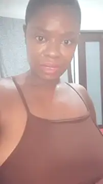 Snapshot of Luciouslips00 chatting on January 4, 2025, 9:20 pm Luciouslips00 online show from January 4, 2025, 9:20 pm