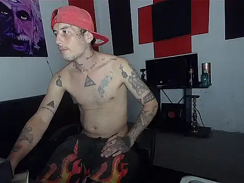 patrik tattoo  online show from April 14, 2026, 1:55 am