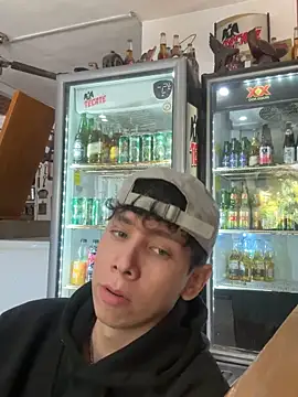 Snapshot of Omaaaaaaa00001 chatting on January 6, 2025, 7:02 pm Omaaaaaaa00001 online show from January 6, 2025, 7:02 pm