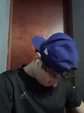 Snapshot of Omaaaaaaa00001 chatting on October 3, 2025, 4:15 pm Omaaaaaaa00001 online show from October 3, 2025, 4:15 pm