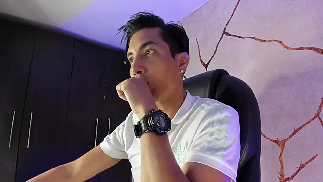 EdwardVlad online show from December 5, 2024, 7:28 pm