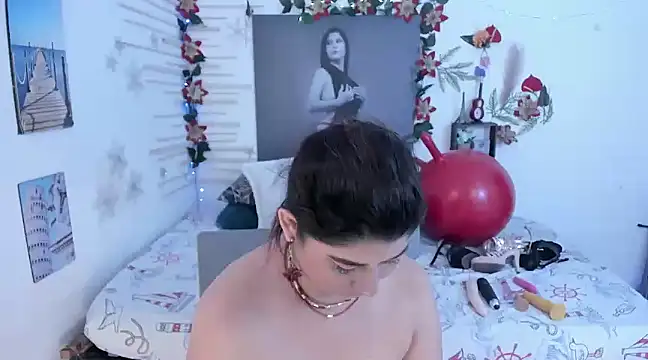 alinabozz1 online show from March 20, 2025, 3:36 pm