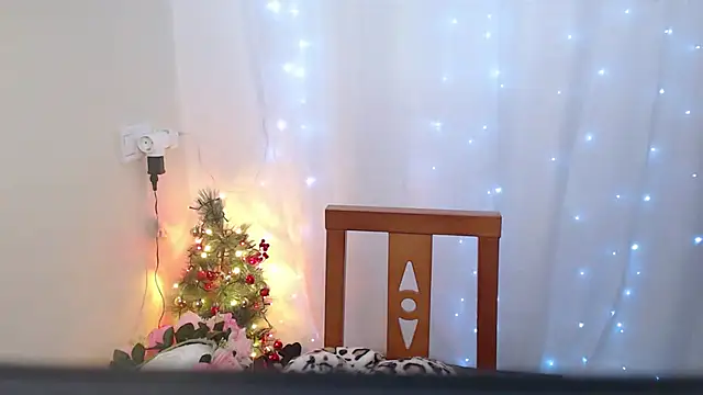 Snapshot of Genesisgems11_ chatting on December 27, 2024, 7:18 am Genesisgems11 online show from December 27, 2024, 7:18 am