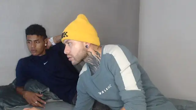 Snapshot of _tatho_perovich_ chatting on December 18, 2025, 4:29 am tatho perovich online show from December 18, 2025, 4:29 am