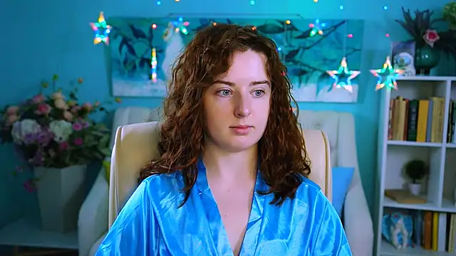 Snapshot of AnnTerry_ chatting on October 4, 2025, 8:45 am AnnTerry online show from October 4, 2025, 8:45 am