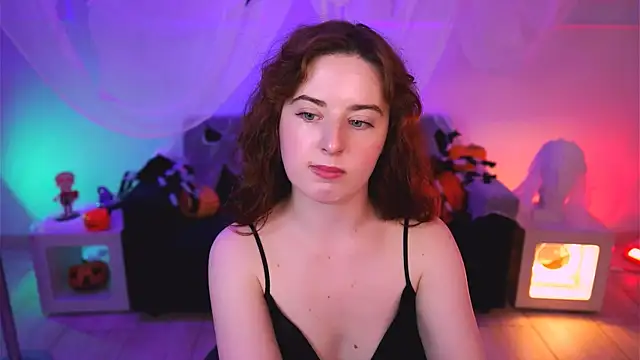 Snapshot of AnnTerry_ chatting on October 31, 2025, 1:01 pm AnnTerry online show from October 31, 2025, 1:01 pm