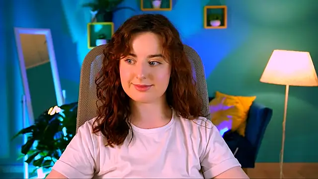 Snapshot of AnnTerry_ chatting on November 21, 2025, 1:32 pm AnnTerry online show from November 21, 2025, 1:32 pm