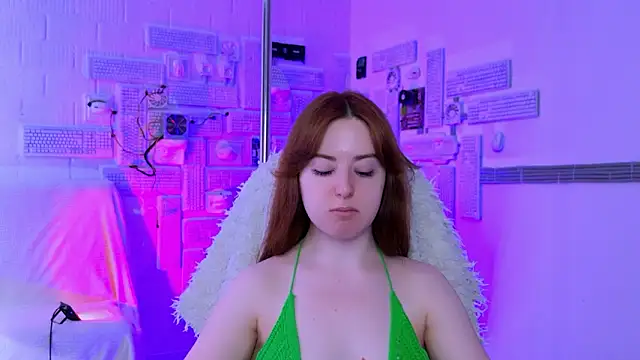 AnnTerry  online show from February 24, 2026, 8:23 am