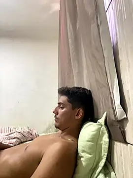 Oliver8 online show from December 2, 2024, 4:09 pm