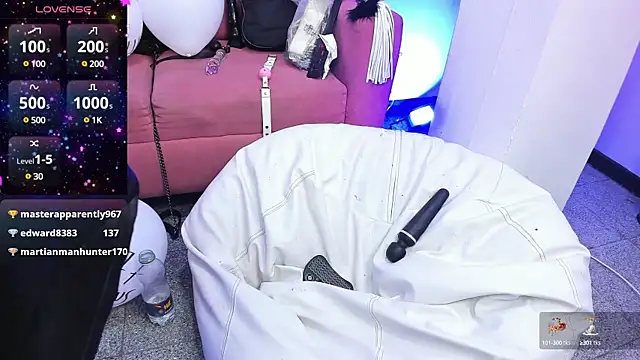 Snapshot of blackberrys_ chatting on February 15, 2025, 2:55 pm blackberrys  online show from February 15, 2025, 2:55 pm