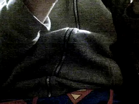 Snapshot of frank32love chatting on December 11, 2024, 4:39 am frank32love online show from December 11, 2024, 4:39 am