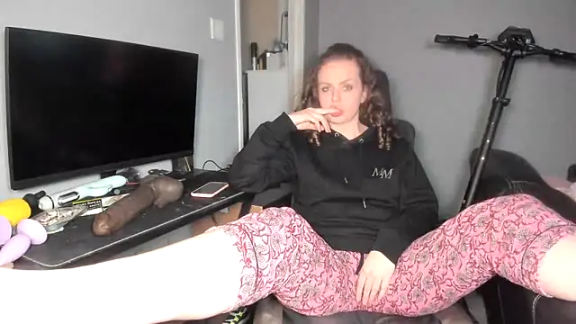 ENGLISHEMILY 69 online show from February 25, 2025, 11:33 pm