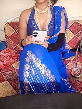 Snapshot of Hot__Mirchi chatting on November 6, 2025, 6:36 am Hot Mirchi online show from November 6, 2025, 6:36 am