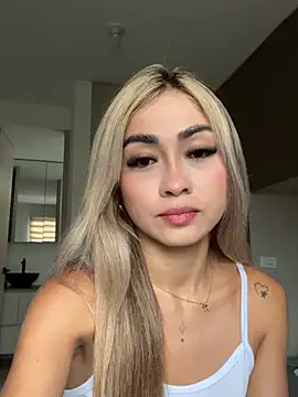 Annyy Ricee28 online show from July 2, 2026, 2:23 pm