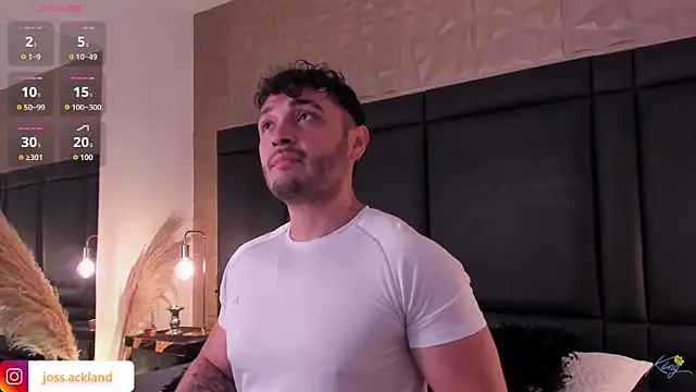 JossAckland online show from December 14, 2025, 7:51 pm